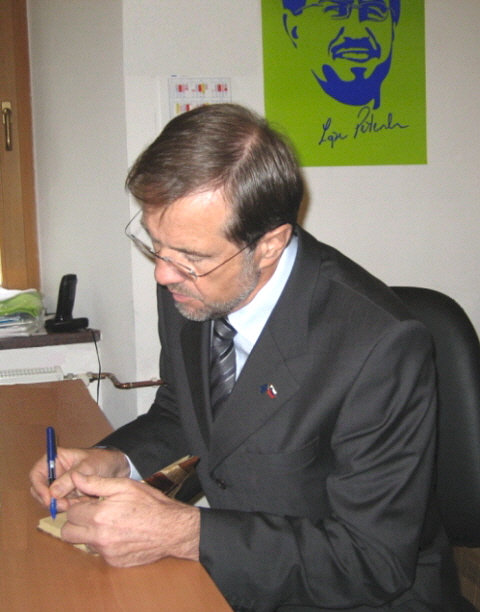Slovenija Bo Dobila Okoljsko Ozaveščenega Predsednika lp-planet-zemlja-a.jpg
