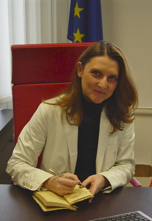 Mnenjski Vodje Pospisujejo Izjavo Društva mihela-zupancic Mnenjski vodje pospisujejo izjavo društva