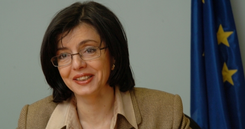 kuneva Raziskava o varnosti božičnih luči