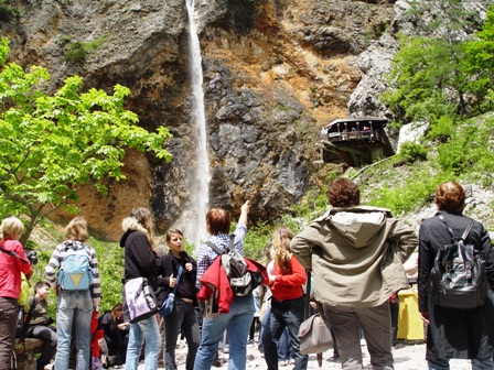 slap-rinka slap-rinka Obiskali smo Mozirski gaj in Logarsko dolino